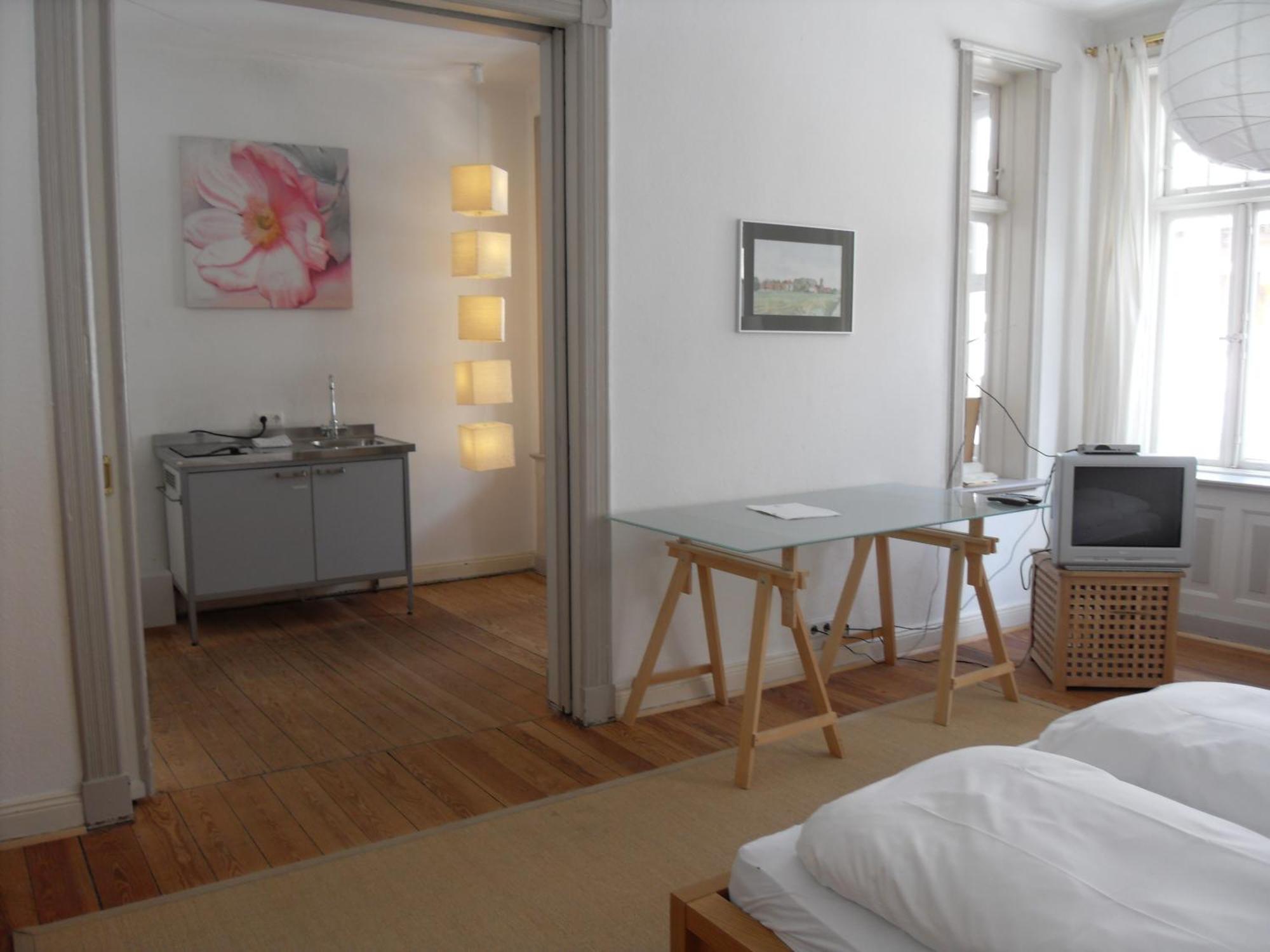 Lueneburg Haus Apartment Кил Екстериор снимка